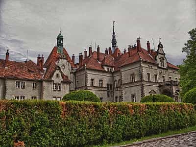 Графський мисливський палац сімейства Шенборнів в Закарпатській області.