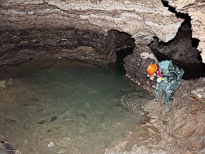 Попелюшка - третя за величиною гіпсова печера і восьма за величиною печера у світі