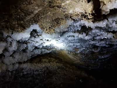 Печера Оптимістична - найбільша гіпсова печера у світі.