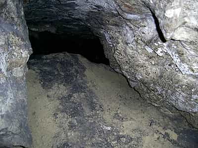Гіпсова печера Вертеба з музеєм Трипільської культури.