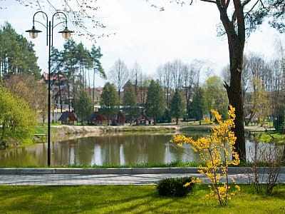 Заміський комплекс "Криве озеро" в місті Новояворівськ біля Львова