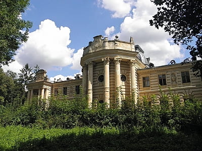 Палац графа Бадені в селищі Коропець Тернопольської області