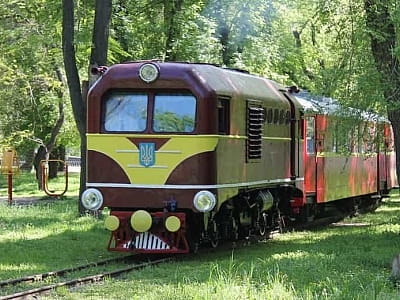 Дніпровська дитяча залізниця - перша дитяча залізниця в Україні