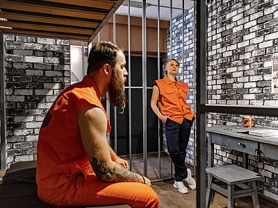 Квест-кімната "Втеча з в'язниці" в Дарницькому районі Києва